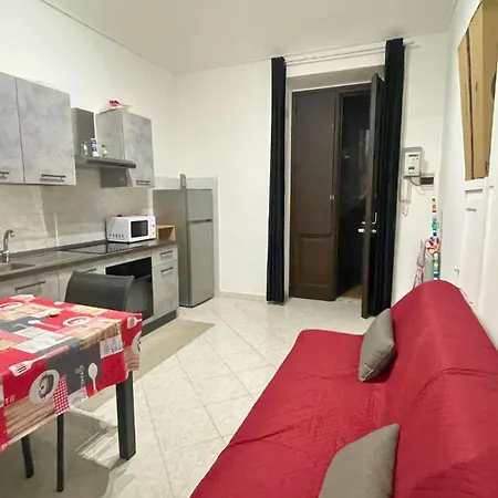 Vercelli - Homezon Lägenhet *